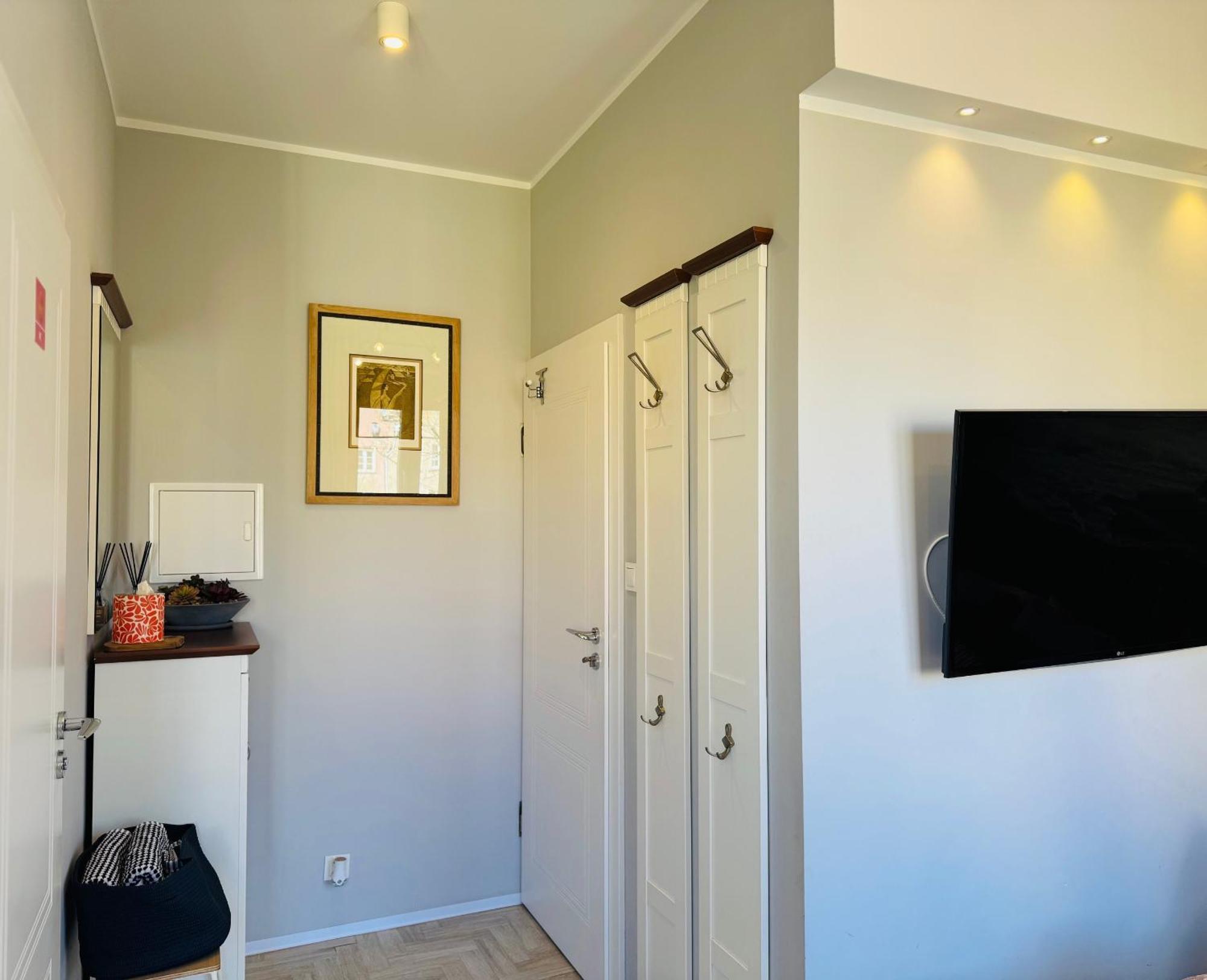 Apartament Zielony Lub Bursztynowy Z Parkingiem Stare Miasto Gdansk — Photos 1